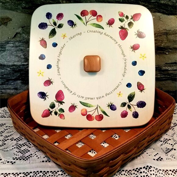 VTG Longaberger Stained Pie Basket, Lid with Mixed Berries and Kind Saying - Picture 3 of 11